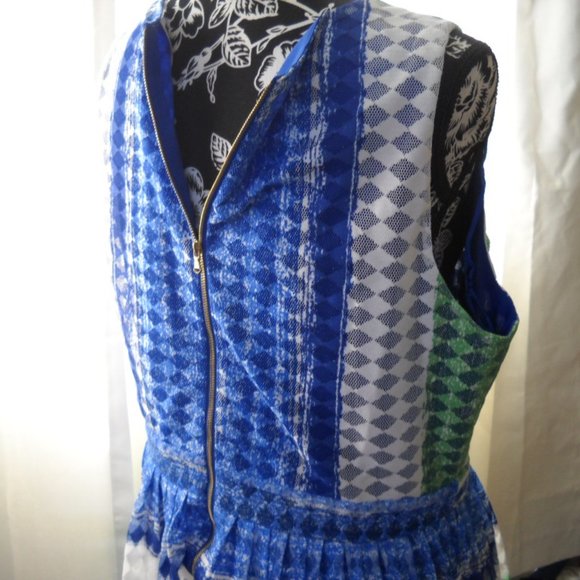 Dress - Picture 3 of 4